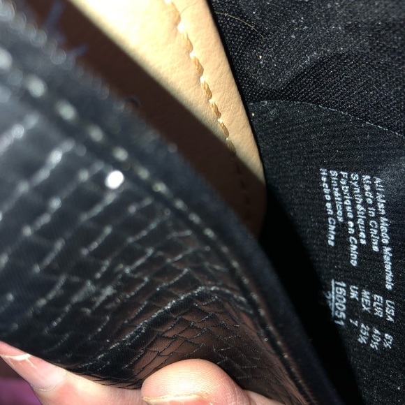 American Eagle Flats Size 8.5 In EUC - Picture 5 of 6